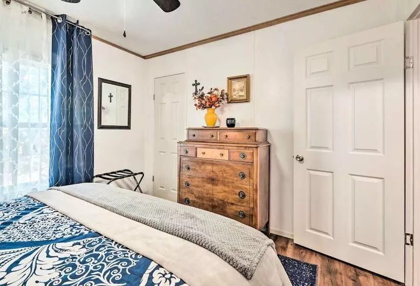 Charming Blue Knob Home Near Golfing + Skiing