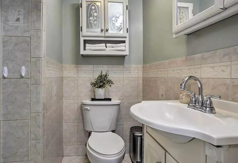 Charming Mamaroneck Home ~ 22 Mi To Manhattan