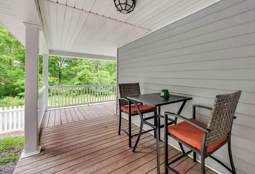 Cottage W/ Hot Tub & Fire Pit By Mahantango Creek