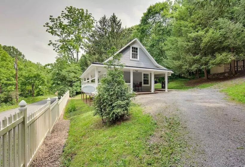 Cottage W/ Hot Tub & Fire Pit By Mahantango Creek
