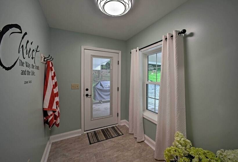 Cottage W/ Hot Tub & Fire Pit By Mahantango Creek