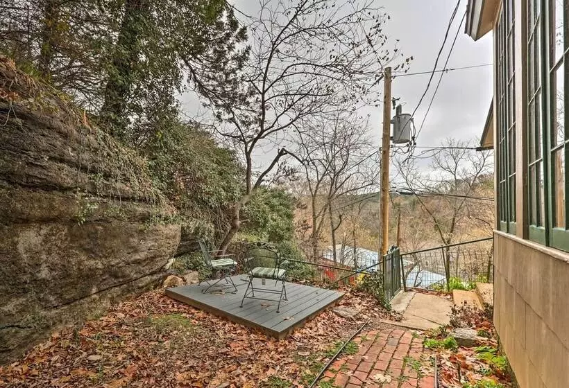 Cozy Eureka Springs Cottage, Walk To Dtwn!