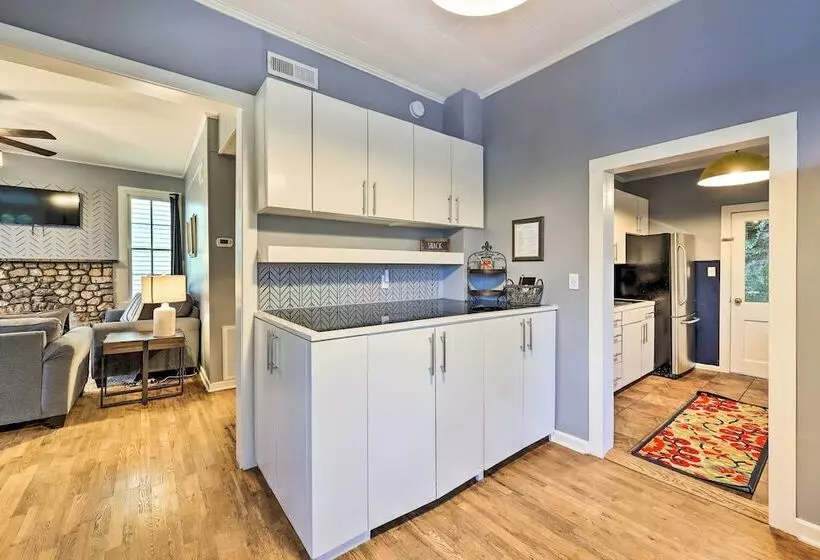 Cozy Eureka Springs Cottage, Walk To Dtwn!