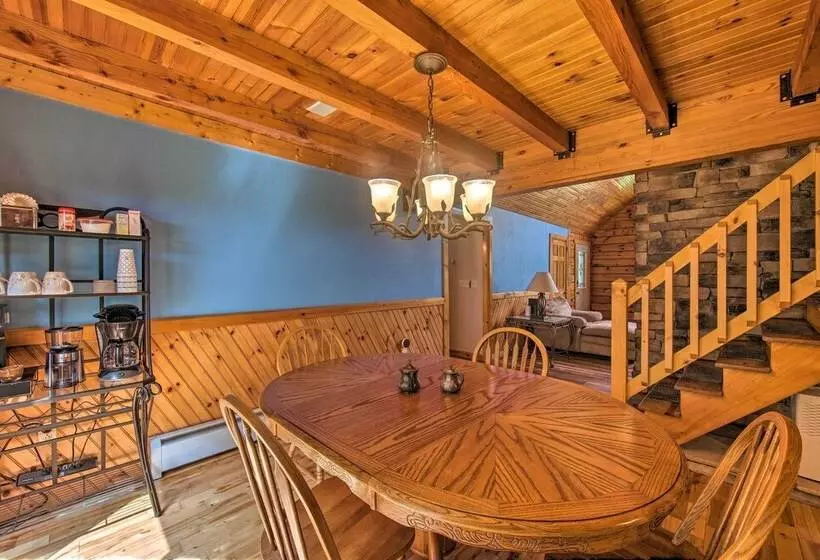 Cozy Family Friendly Pine Grove Cabin W/ Fire Pit!
