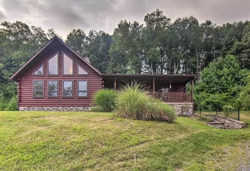 Cozy Family Friendly Pine Grove Cabin W/ Fire Pit!