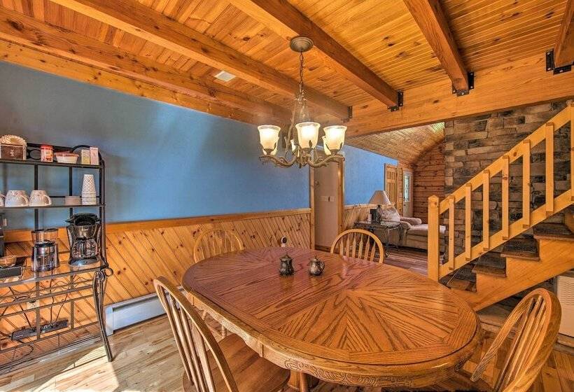 Cozy Family Friendly Pine Grove Cabin W/ Fire Pit!