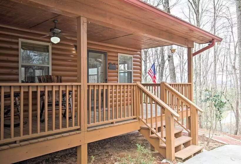 Cozy Hayesville Retreat W/ Deck & Mtn Views!