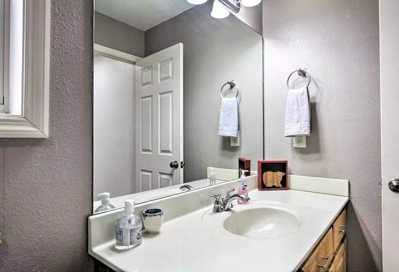 Cozy Hayesville Retreat W/ Deck & Mtn Views!