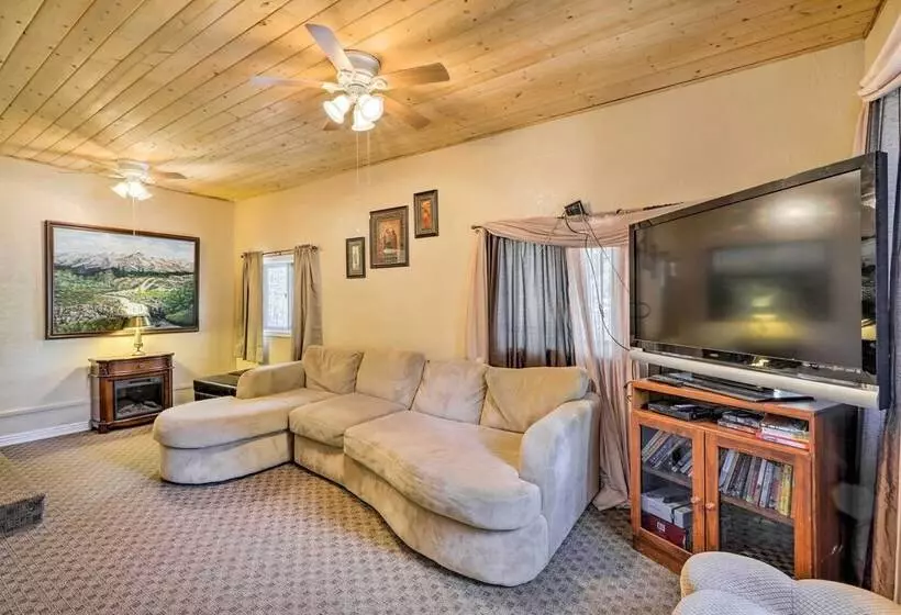 4 Mi To Rainbow Lake: Peaceful Home W/ Deck