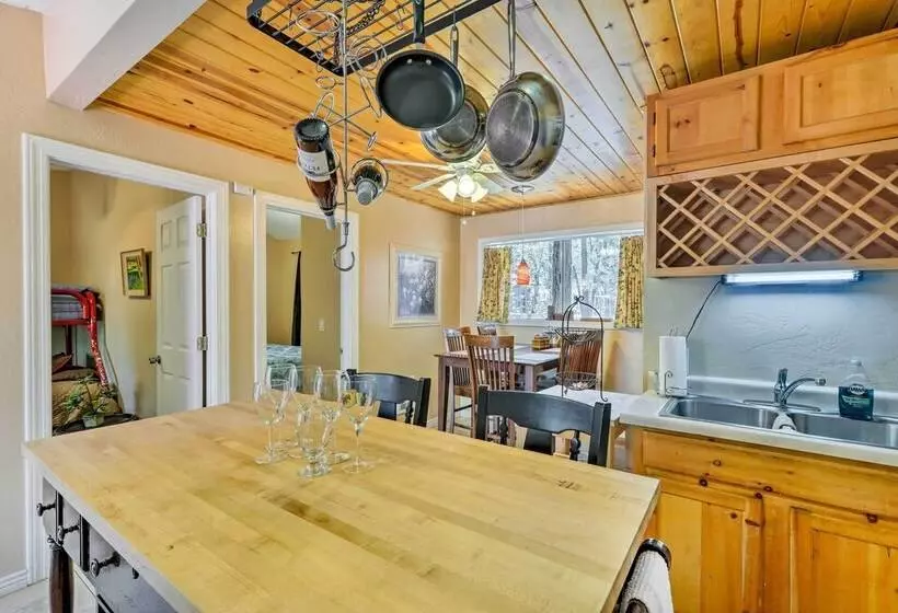 4 Mi To Rainbow Lake: Peaceful Home W/ Deck