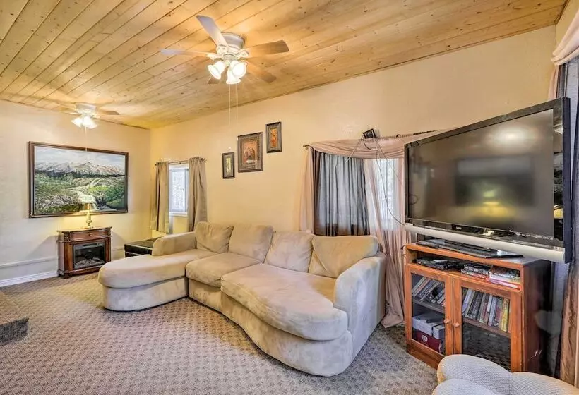 4 Mi To Rainbow Lake: Peaceful Home W/ Deck