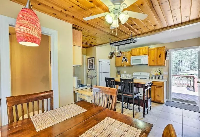 4 Mi To Rainbow Lake: Peaceful Home W/ Deck