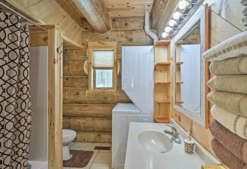 Custom Log Cabin W/ Deck & 45 Acres By Pine River!