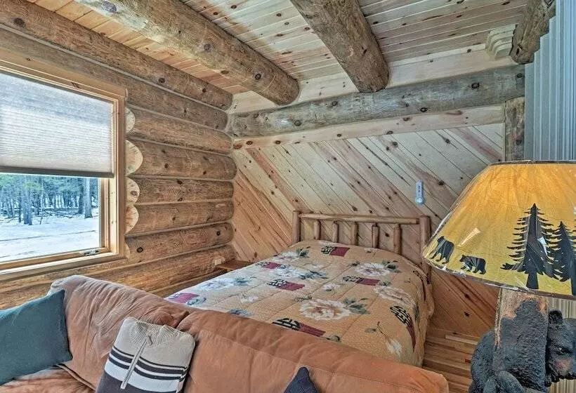 Custom Log Cabin W/ Deck & 45 Acres By Pine River!