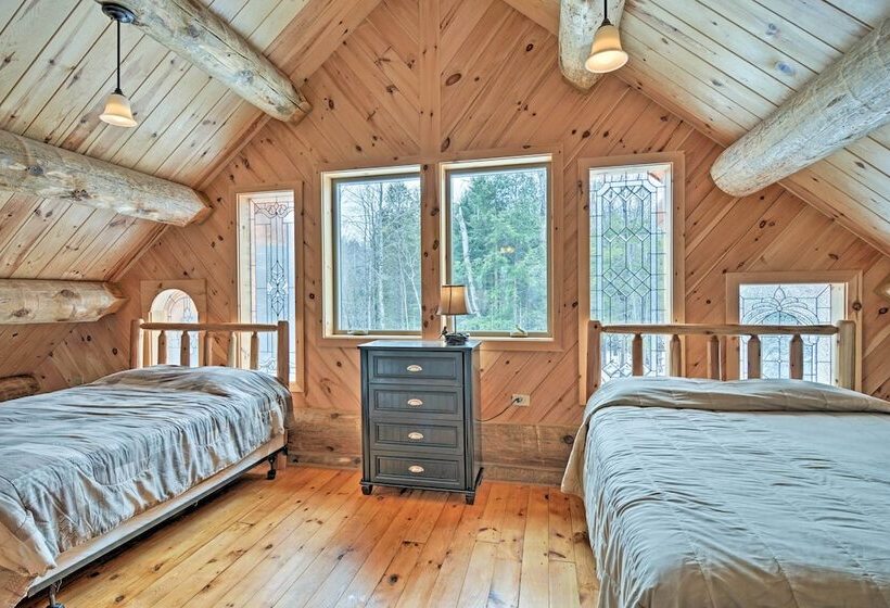 Custom Log Cabin W/ Deck & 45 Acres By Pine River!