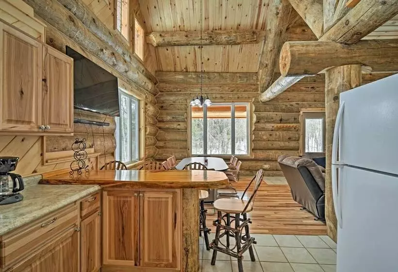 Custom Log Cabin W/ Deck & 45 Acres By Pine River!