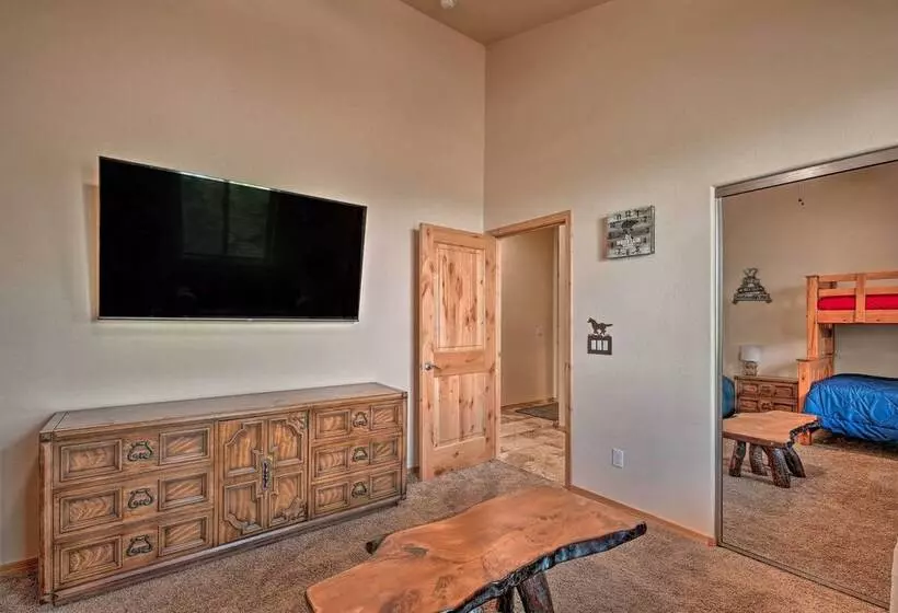 Dog Friendly Show Low Cabin W/ Deck & Views!