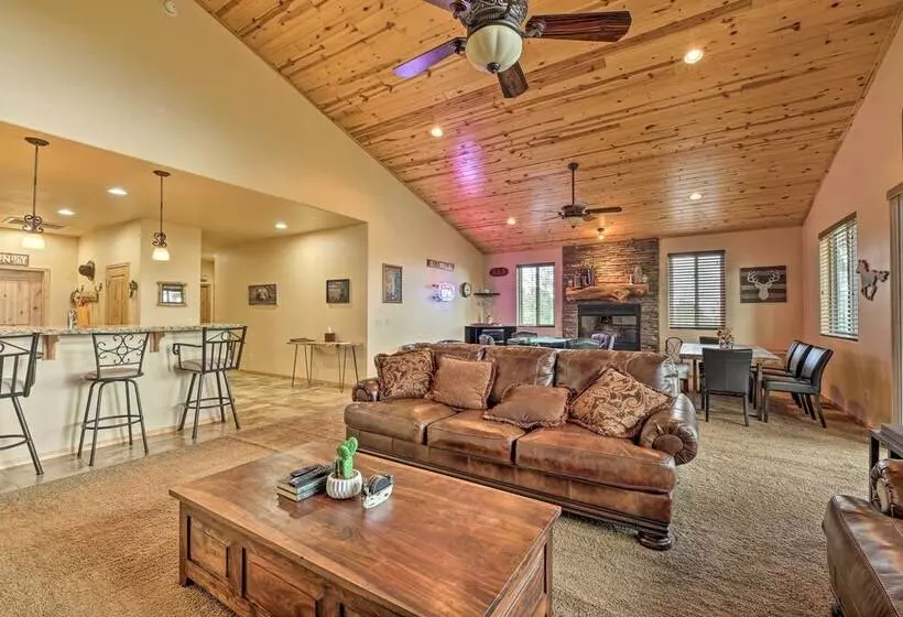 Dog Friendly Show Low Cabin W/ Deck & Views!