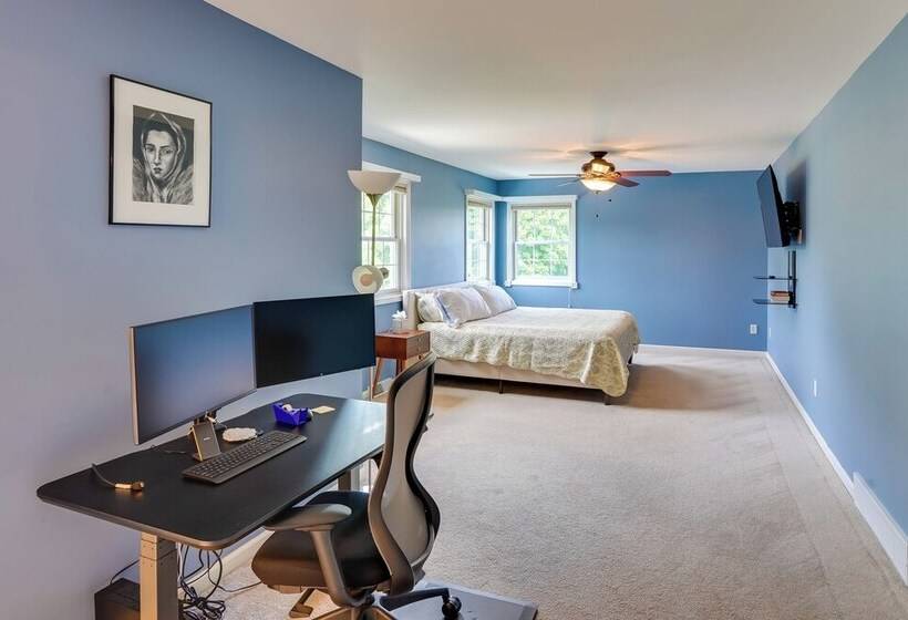 Expansive Upstate Home W/ Home Theater!