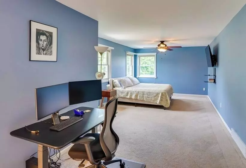 Expansive Upstate Home W/ Home Theater!