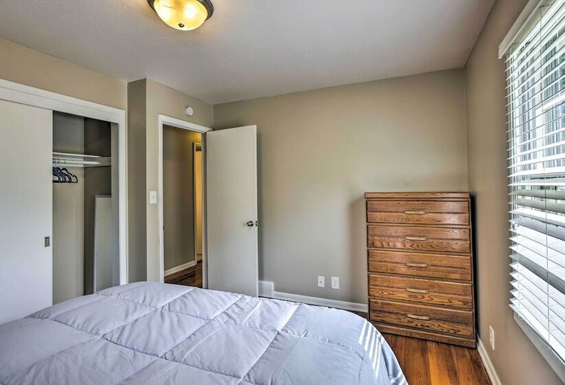 Family Friendly Omaha Home ~ 5 Mi To Dtwn!