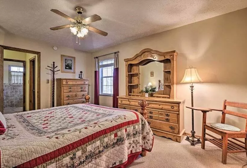 Firefly Cove   3 Mi To Parkway & National Park!