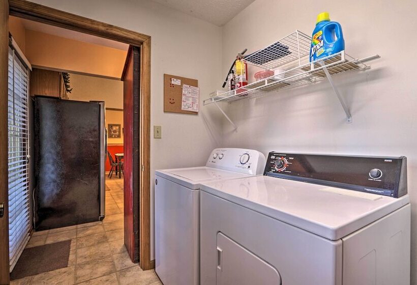 Firefly Cove 3 Mi To Parkway & National Park!