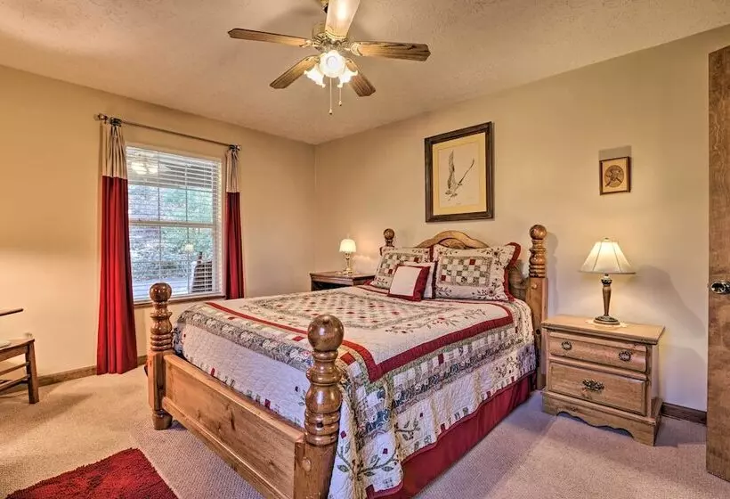 Firefly Cove   3 Mi To Parkway & National Park!