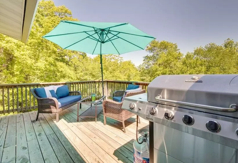 Fisherman Friendly Bull Shoals Escape On Lakefront