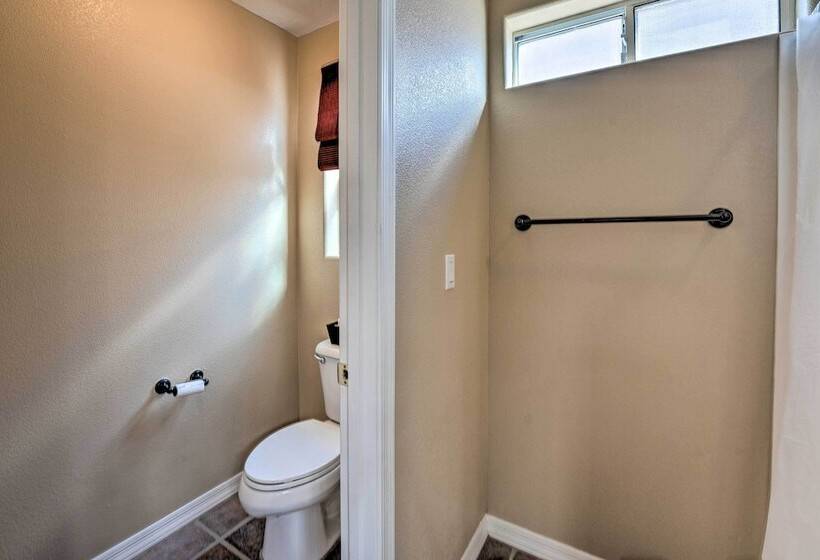 Fort Mohave Family Home W/ Golf Course Views!