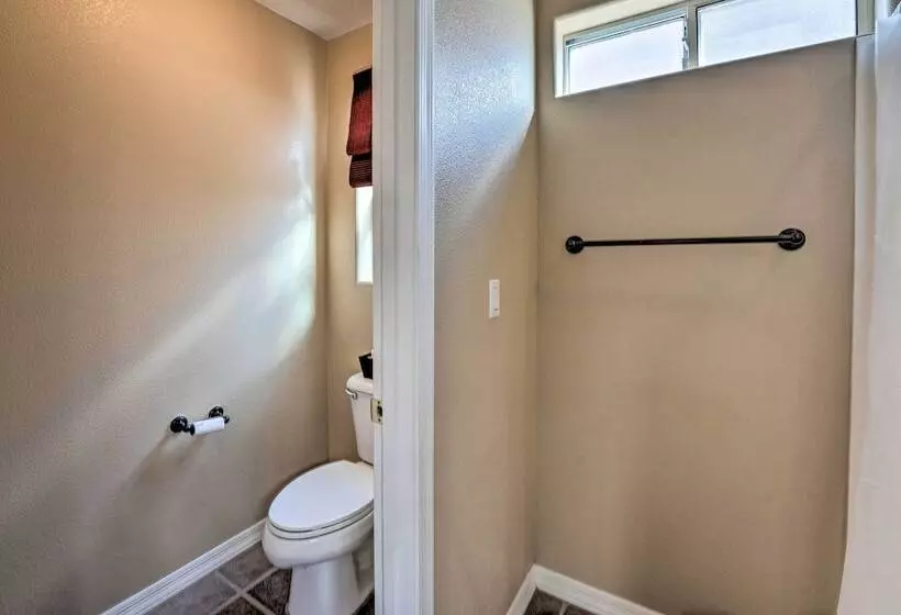 Fort Mohave Family Home W/ Golf Course Views!