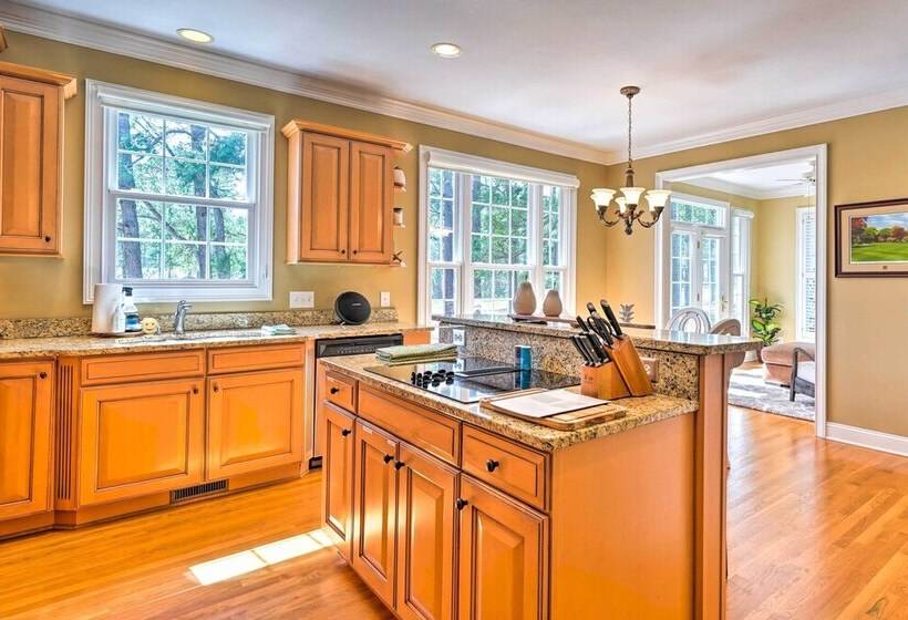 Golfer S Dream Near Clubhouse Of Pcc No 6!