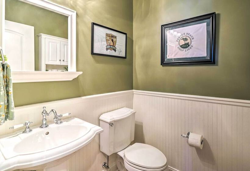 Golfer S Dream Near Clubhouse Of Pcc No 6!