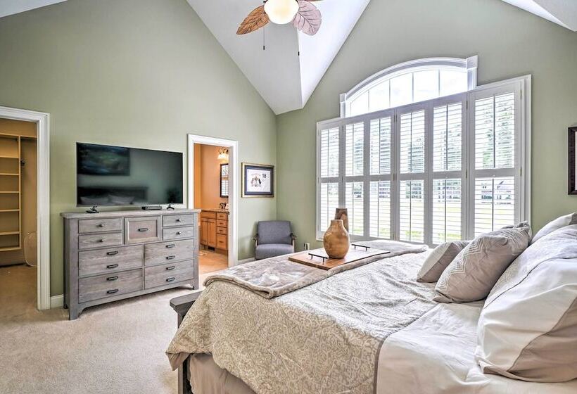 Golfer S Dream Near Clubhouse Of Pcc No 6!