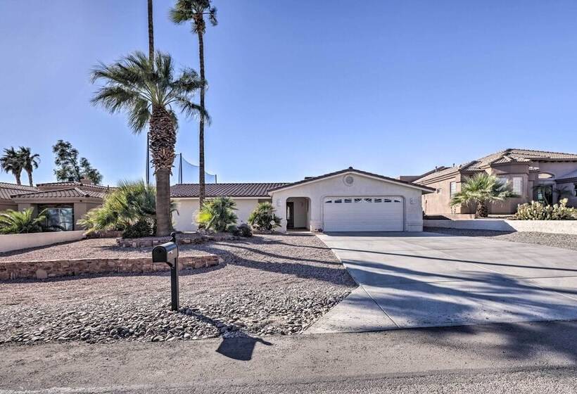 Private Pool & Hot Tub: Havasu Getaway!