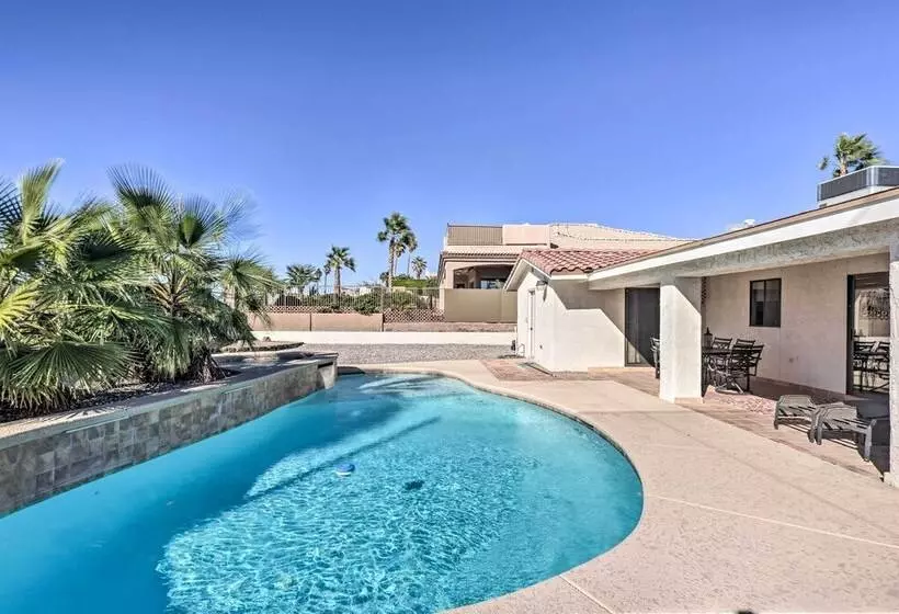 Private Pool & Hot Tub: Havasu Getaway!