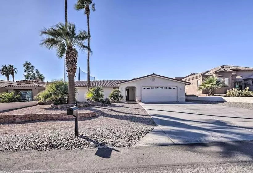 Private Pool & Hot Tub: Havasu Getaway!