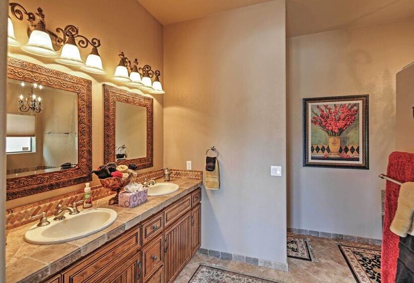 Lake Havasu City Paradise W/ Private Pool & Patio!