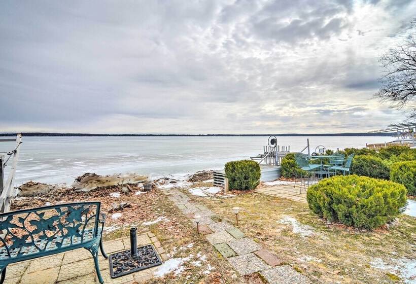 Lakefront Roscommon Home W/ Game Room & Dock!