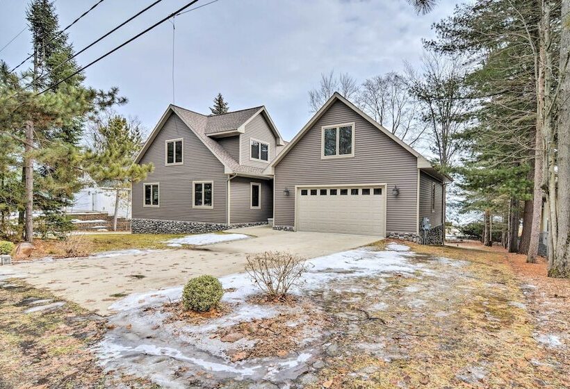 Lakefront Roscommon Home W/ Game Room & Dock!