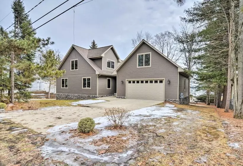 Lakefront Roscommon Home W/ Game Room & Dock!