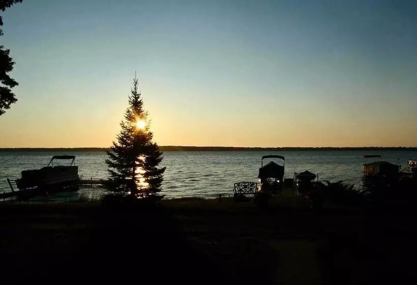 Lakefront Roscommon Home W/ Game Room & Dock!