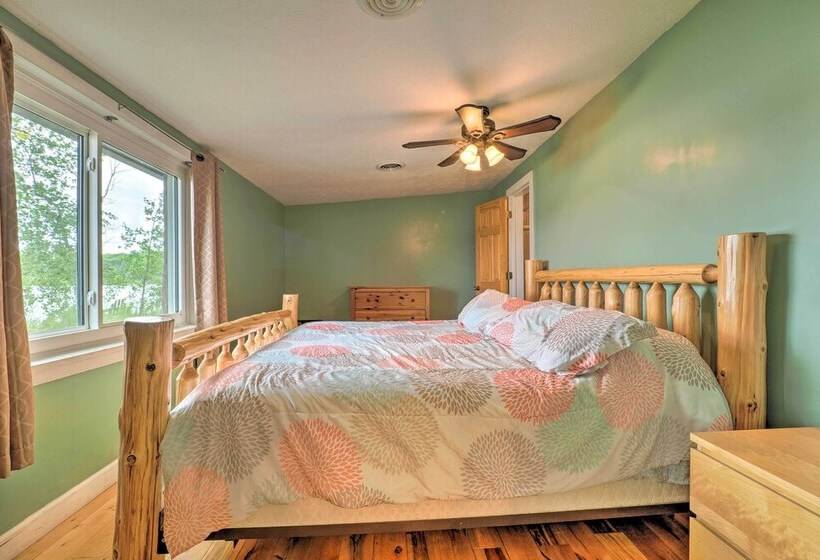 13 Mi To Downtown: Quiet Lakefront Cottage