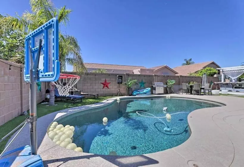 Luxe Gilbert Retreat W/ Private Pool & Game Room!