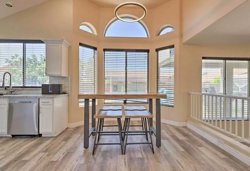 Luxe Gilbert Retreat W/ Private Pool & Game Room!