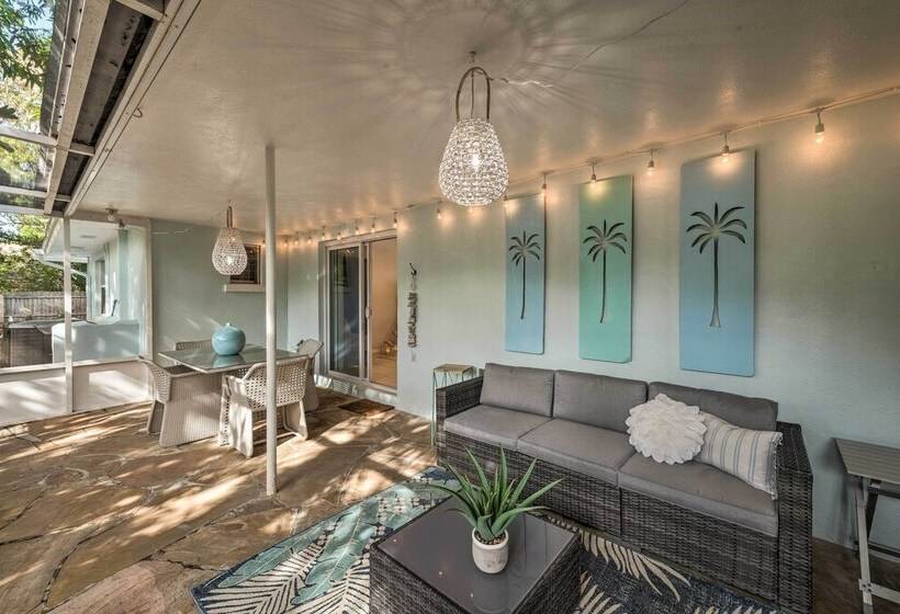 Mid Mod Coastal Home W/ Pool ~ 1 Mile To Beach