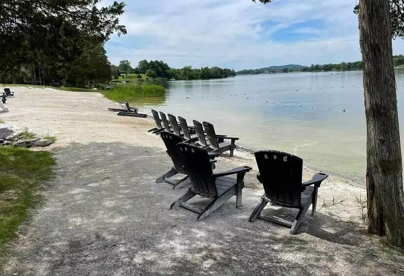 Modern Chic Athens Home   Fish, Ski & Swim!