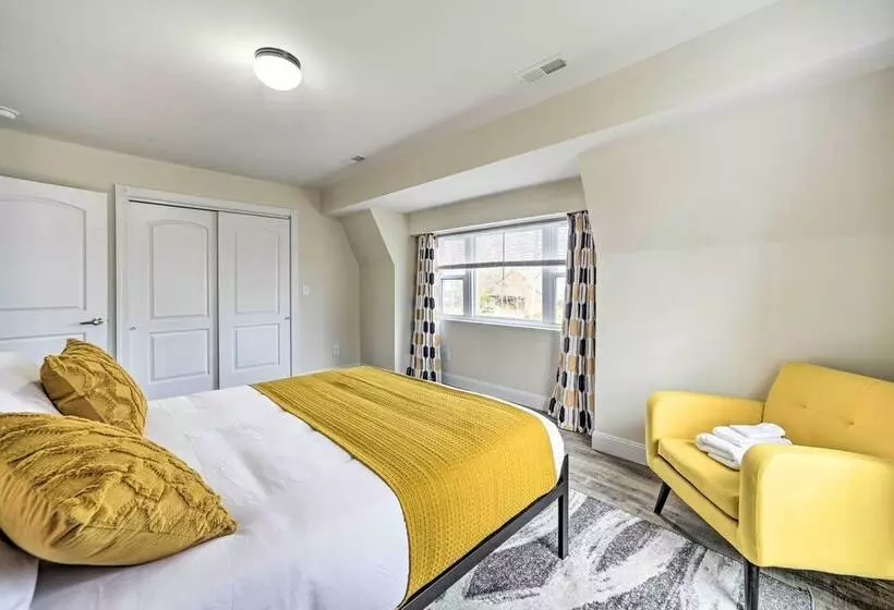 Modern Chic Athens Home   Fish, Ski & Swim!