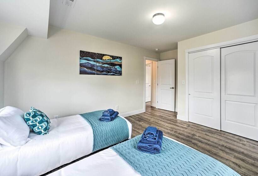 Modern Chic Athens Home Fish, Ski & Swim!