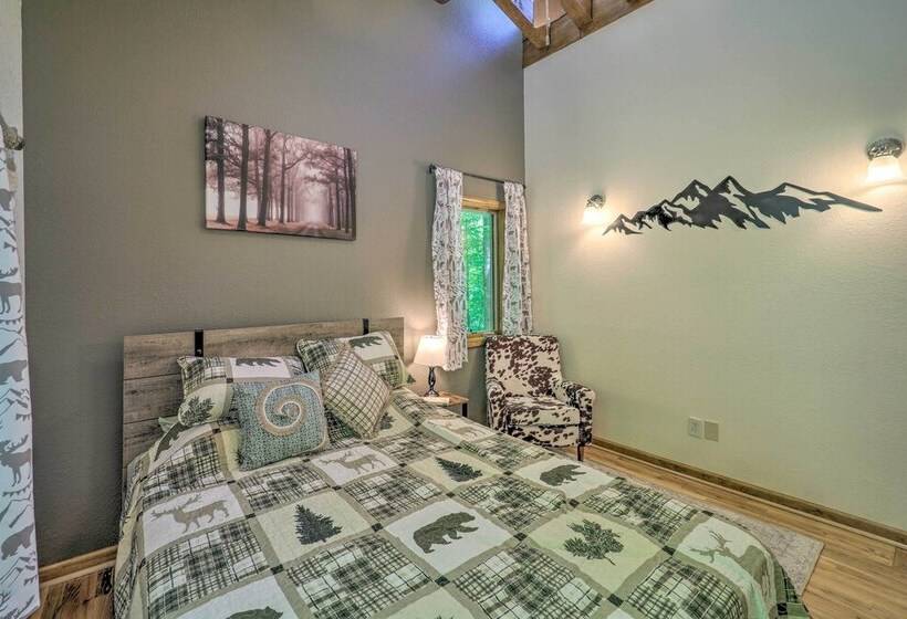 Modern Lenoir Mtn Retreat: 9 Acres, Fire Pit!